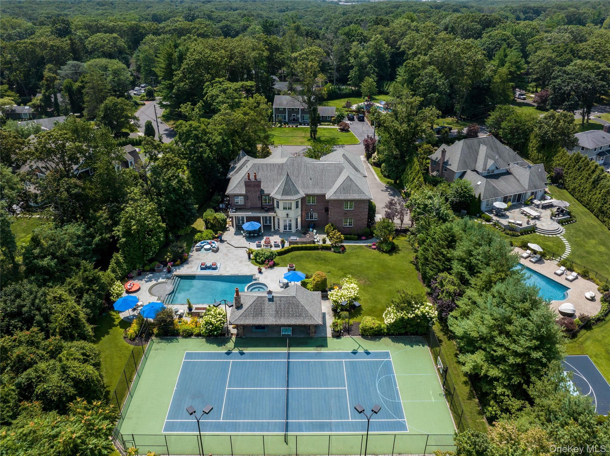 Single Family Kodiak Drive  Nassau County, NY 11797, MLS-000011-25