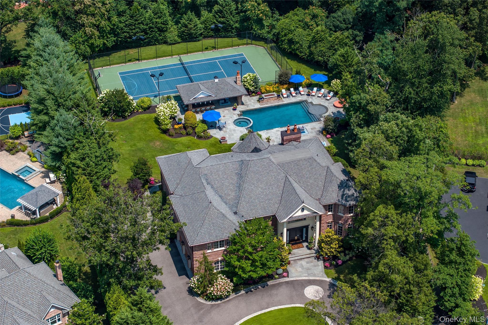 Single Family Kodiak Drive  Nassau County, NY 11797, MLS-000011-3
