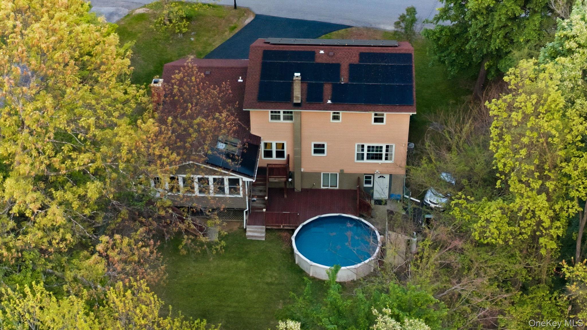 Single Family Hillview Drive  Dutchess County, NY 12603, MLS-000018-31