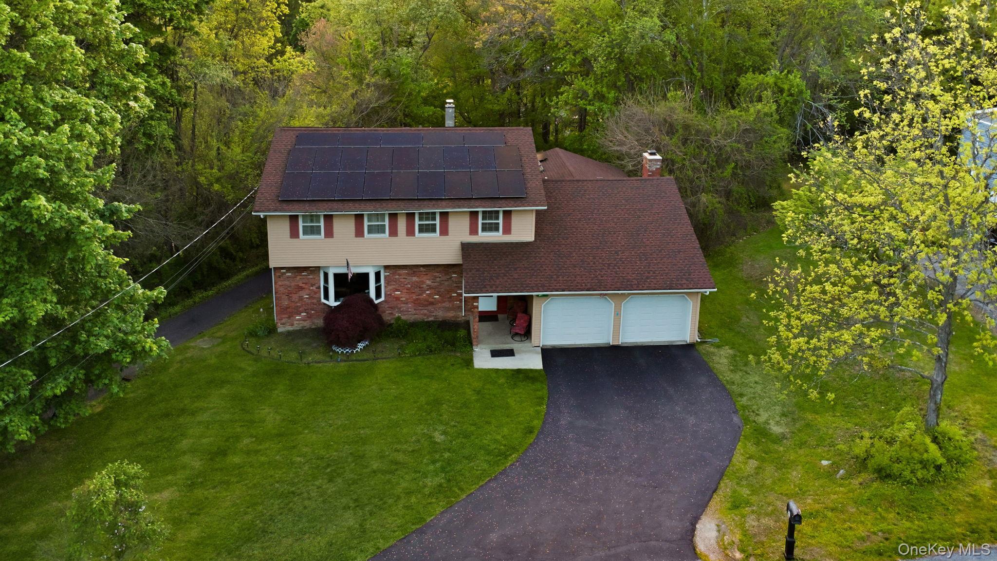 Single Family Hillview Drive  Dutchess County, NY 12603, MLS-000018-33