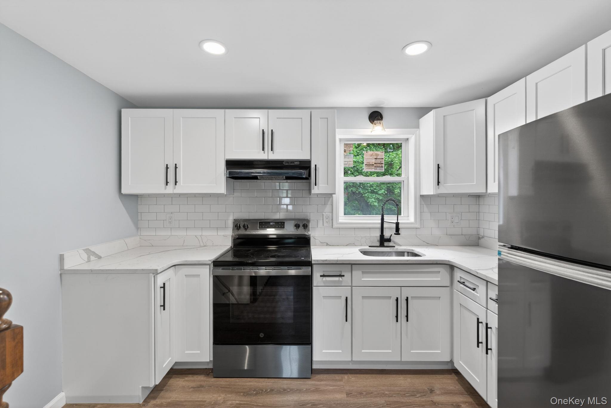 Single Family N Clinton Street Dutchess County, NY 12601, MLS-000024-10