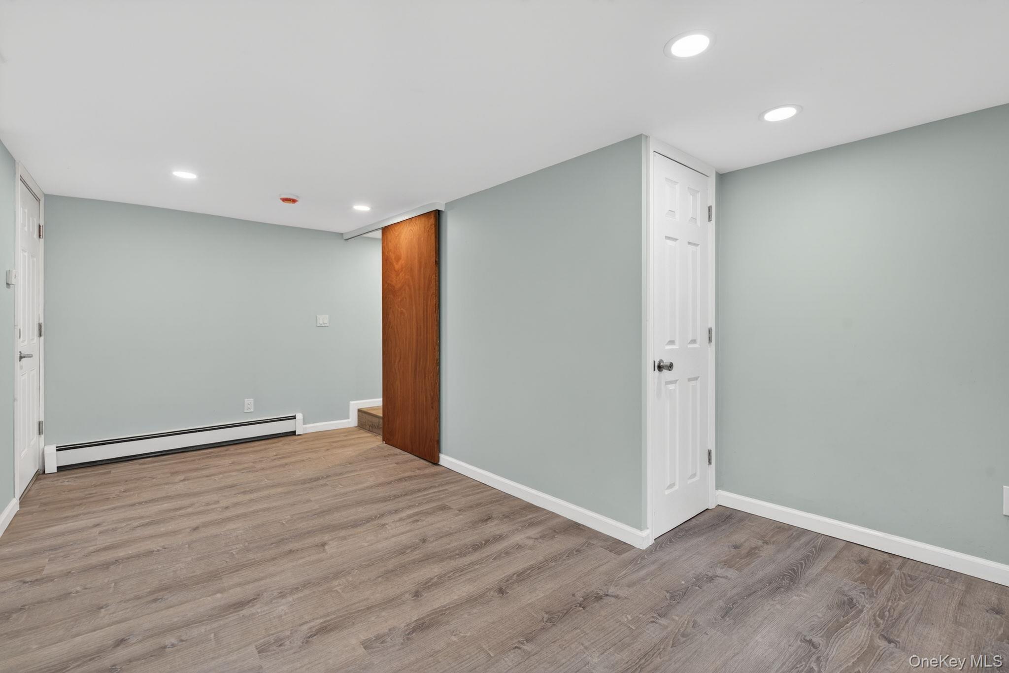 Single Family N Clinton Street Dutchess County, NY 12601, MLS-000024-18