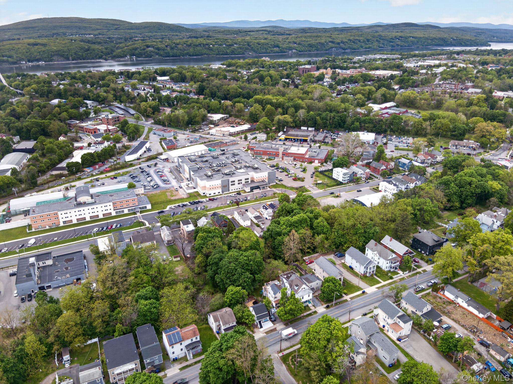 Single Family N Clinton Street Dutchess County, NY 12601, MLS-000024-34