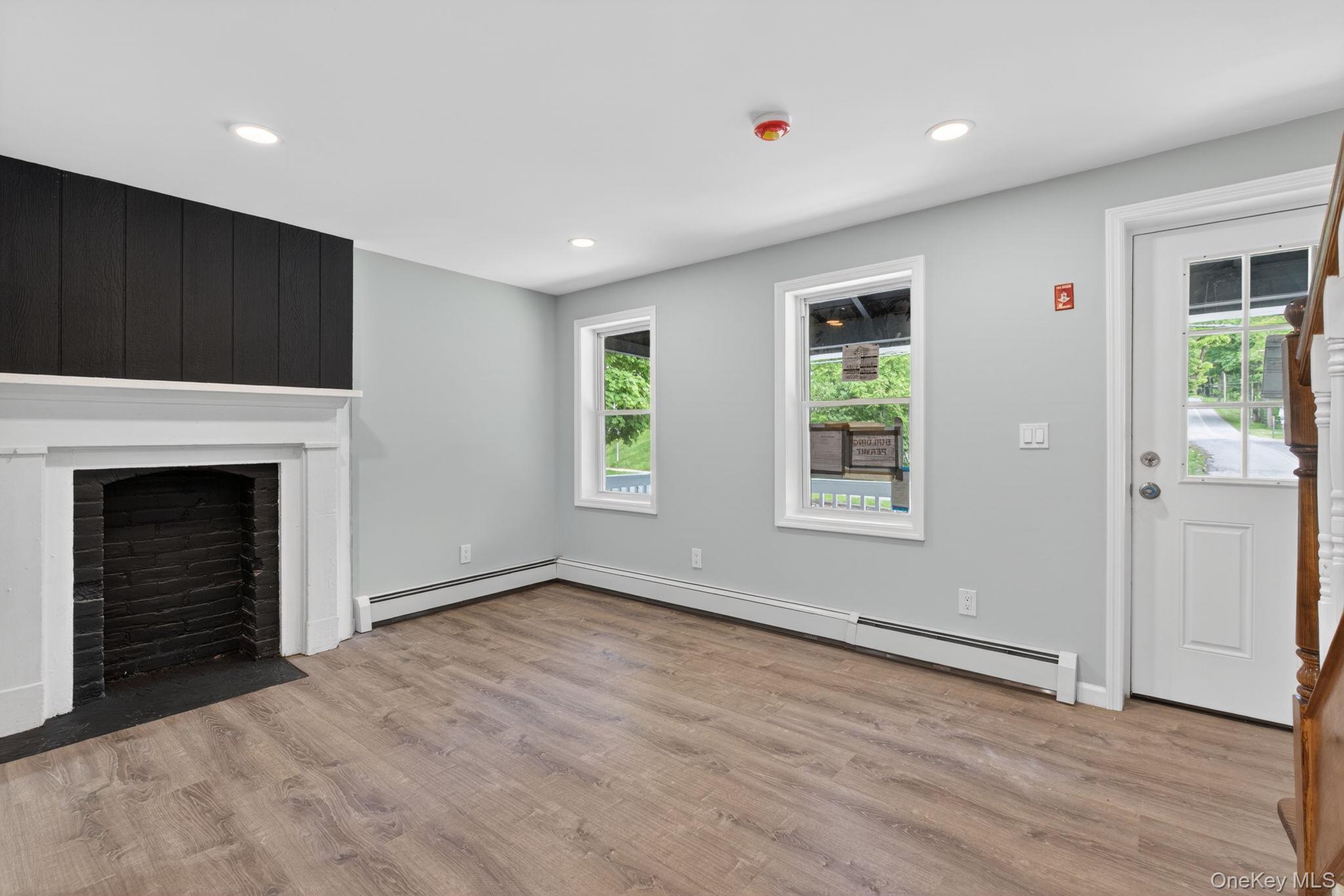 Single Family N Clinton Street Dutchess County, NY 12601, MLS-000024-4