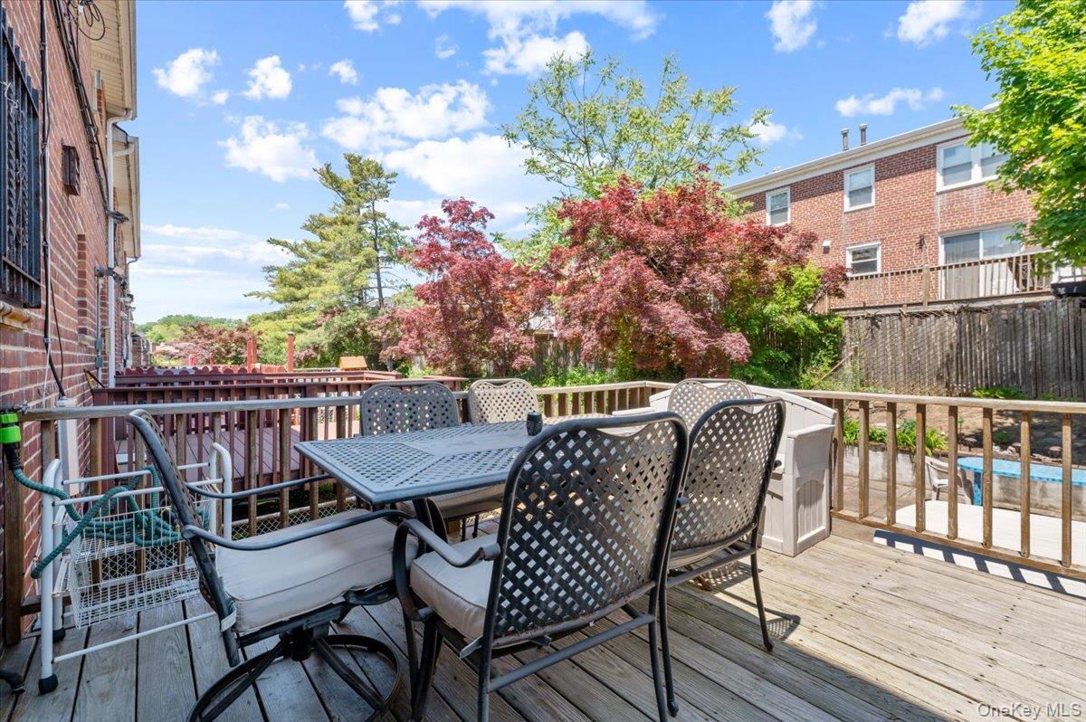 Single Family 65th Queens, NY 11362, MLS-000036-18