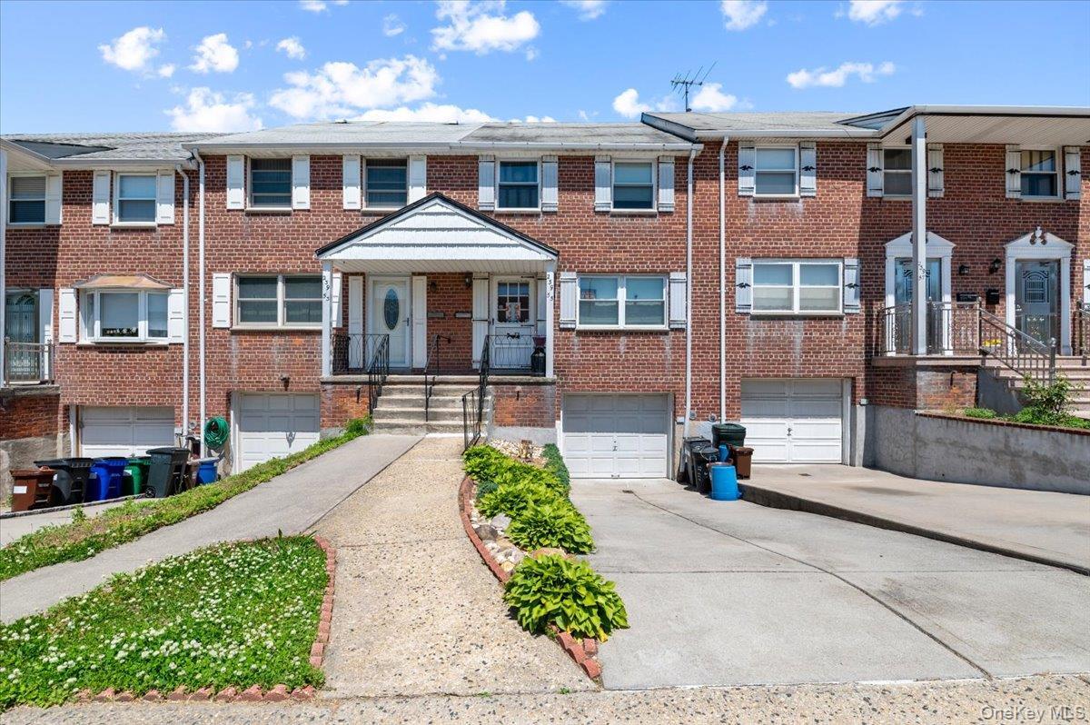 Single Family 65th Queens, NY 11362, MLS-000036-23