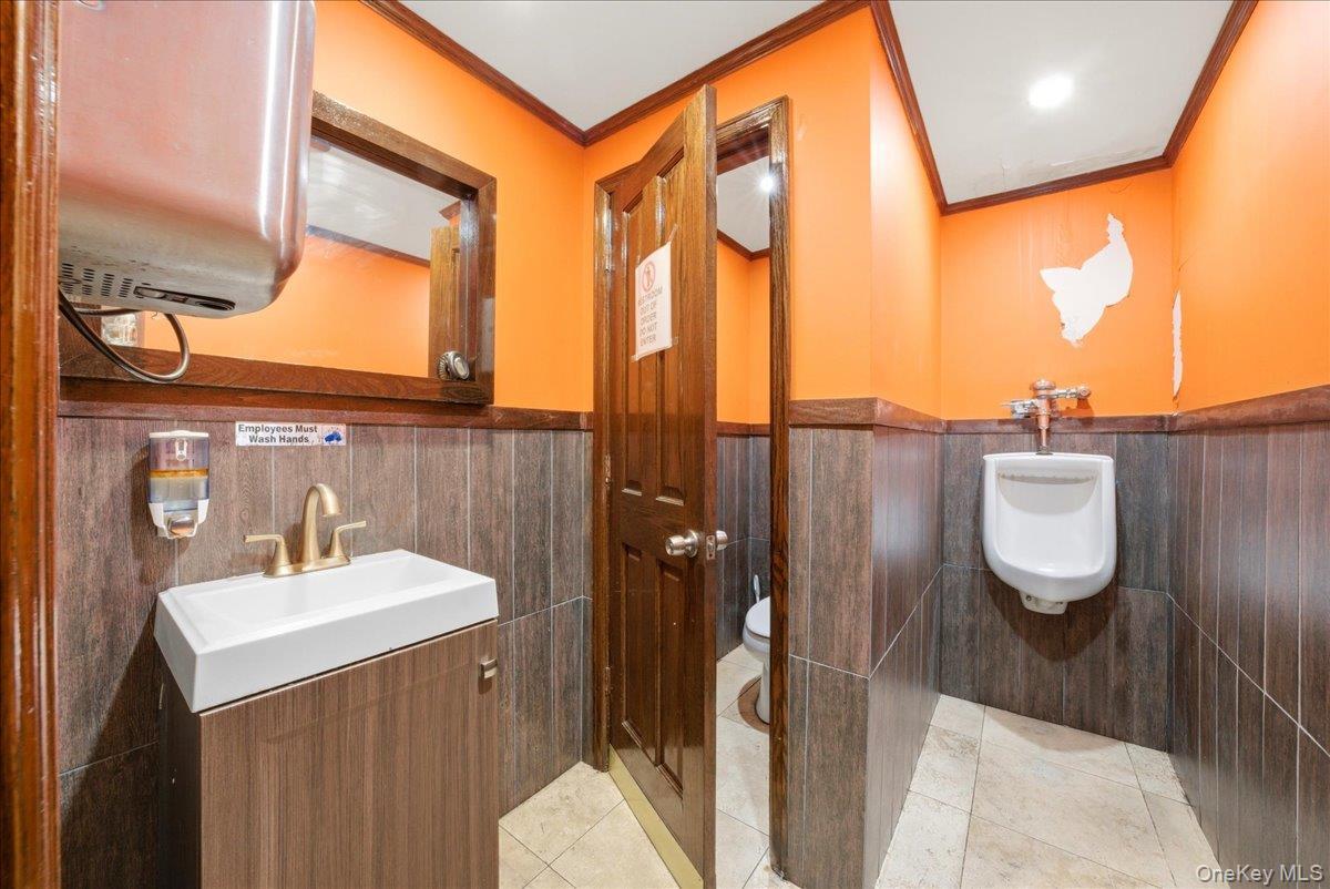 Single Family 2nd Manhattan, NY 10021, MLS-000040-12