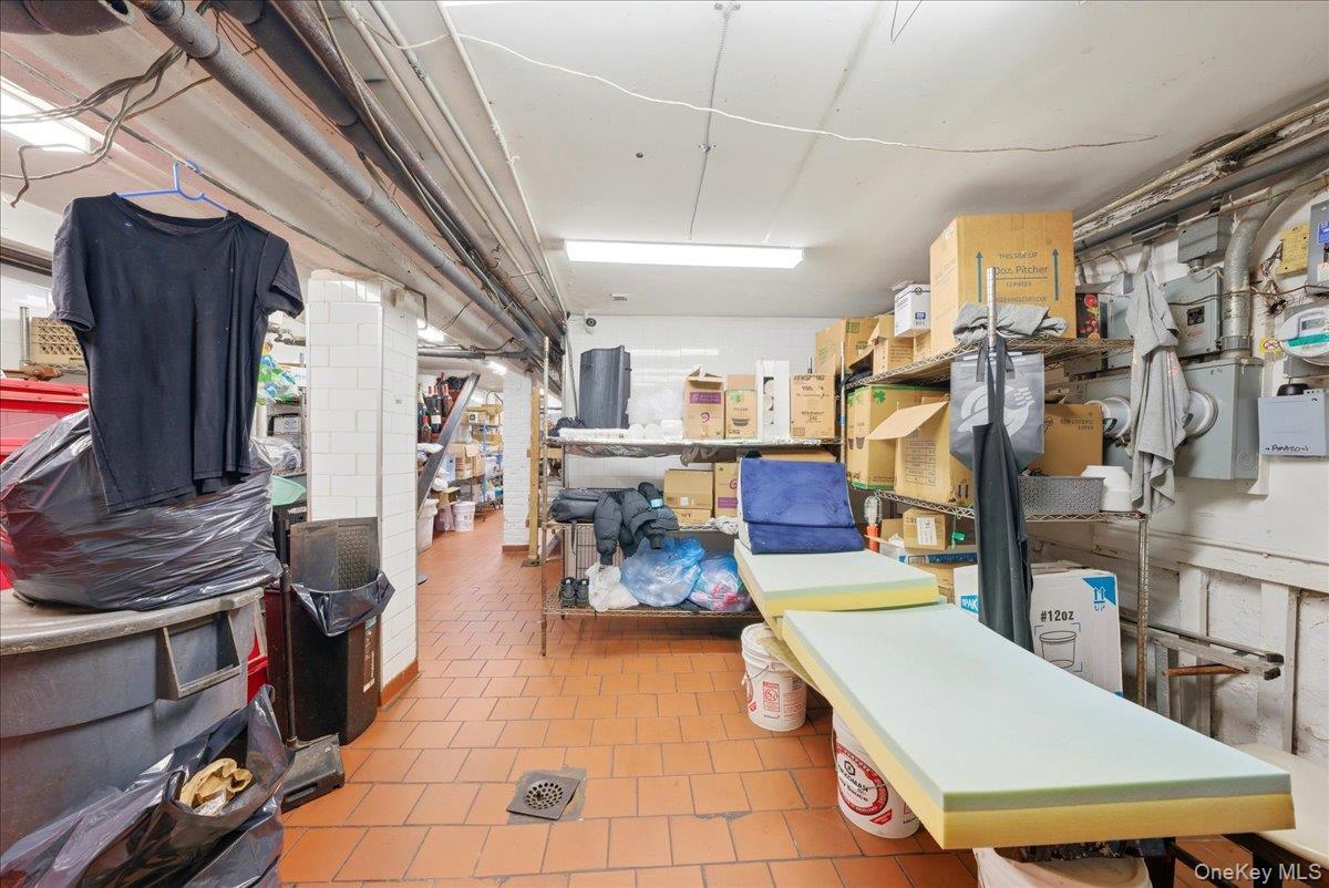 Single Family 2nd Manhattan, NY 10021, MLS-000040-18