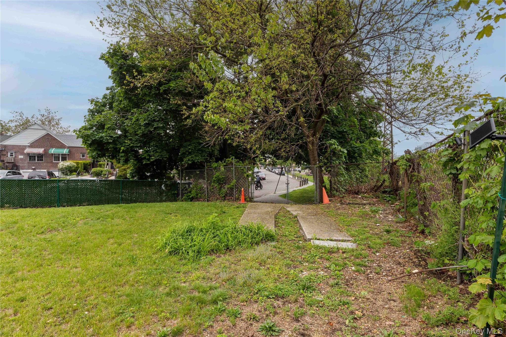 Single Family 74th Queens, NY 11373, MLS-000045-21