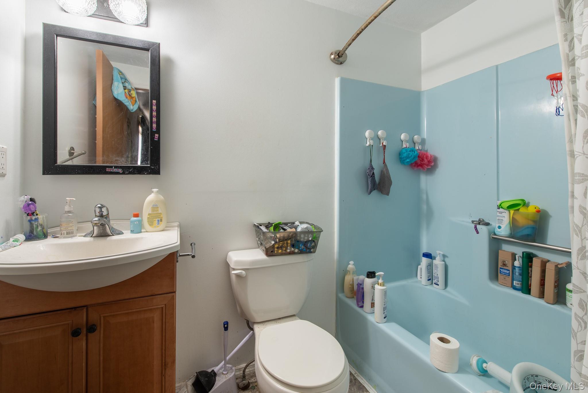 Single Family Mahar  Dutchess County, NY 12601, MLS-000057-9