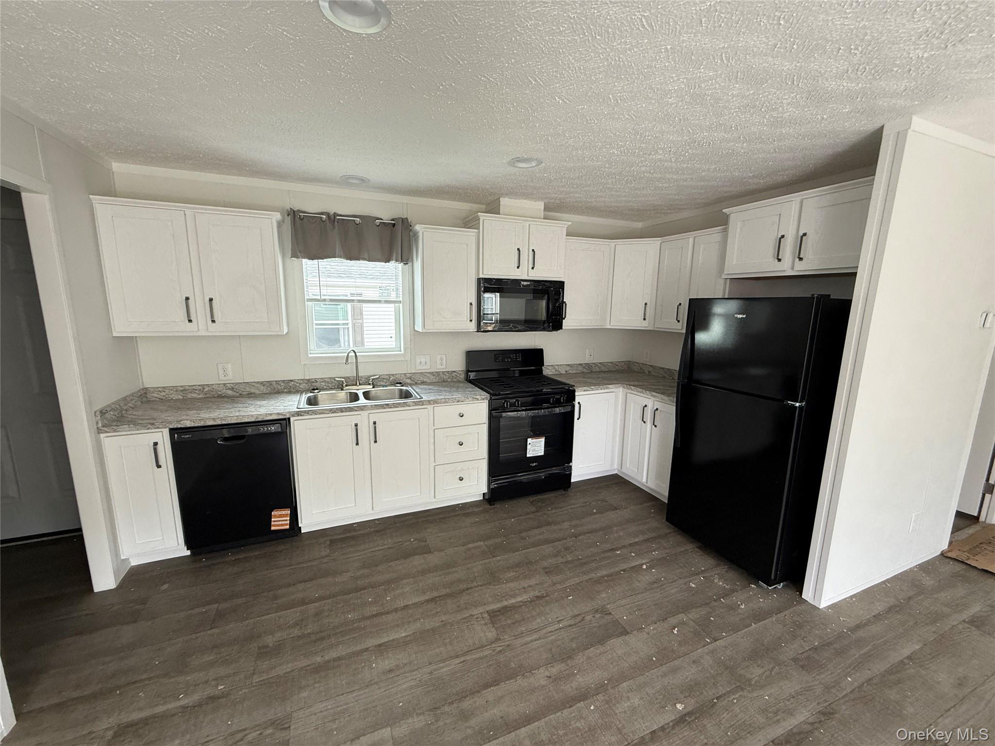 Single Family Shore  Sullivan County, NY 12722, MLS-000066-3