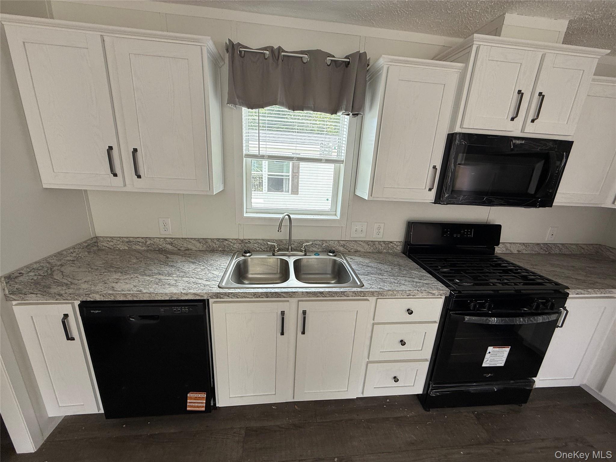 Single Family Shore  Sullivan County, NY 12722, MLS-000066-5