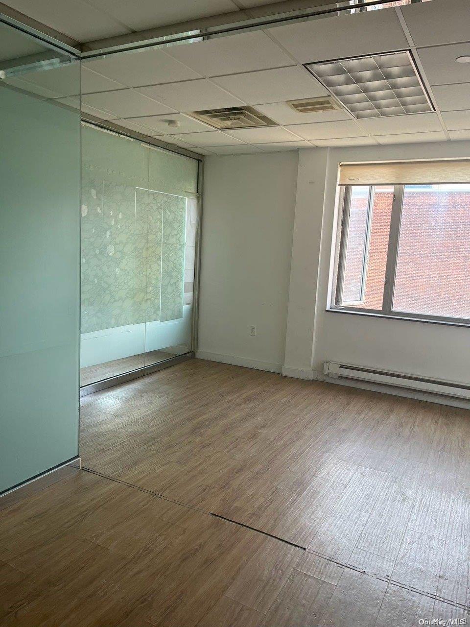Commercial Lease 41st  Queens, NY 11355, MLS-000076-9