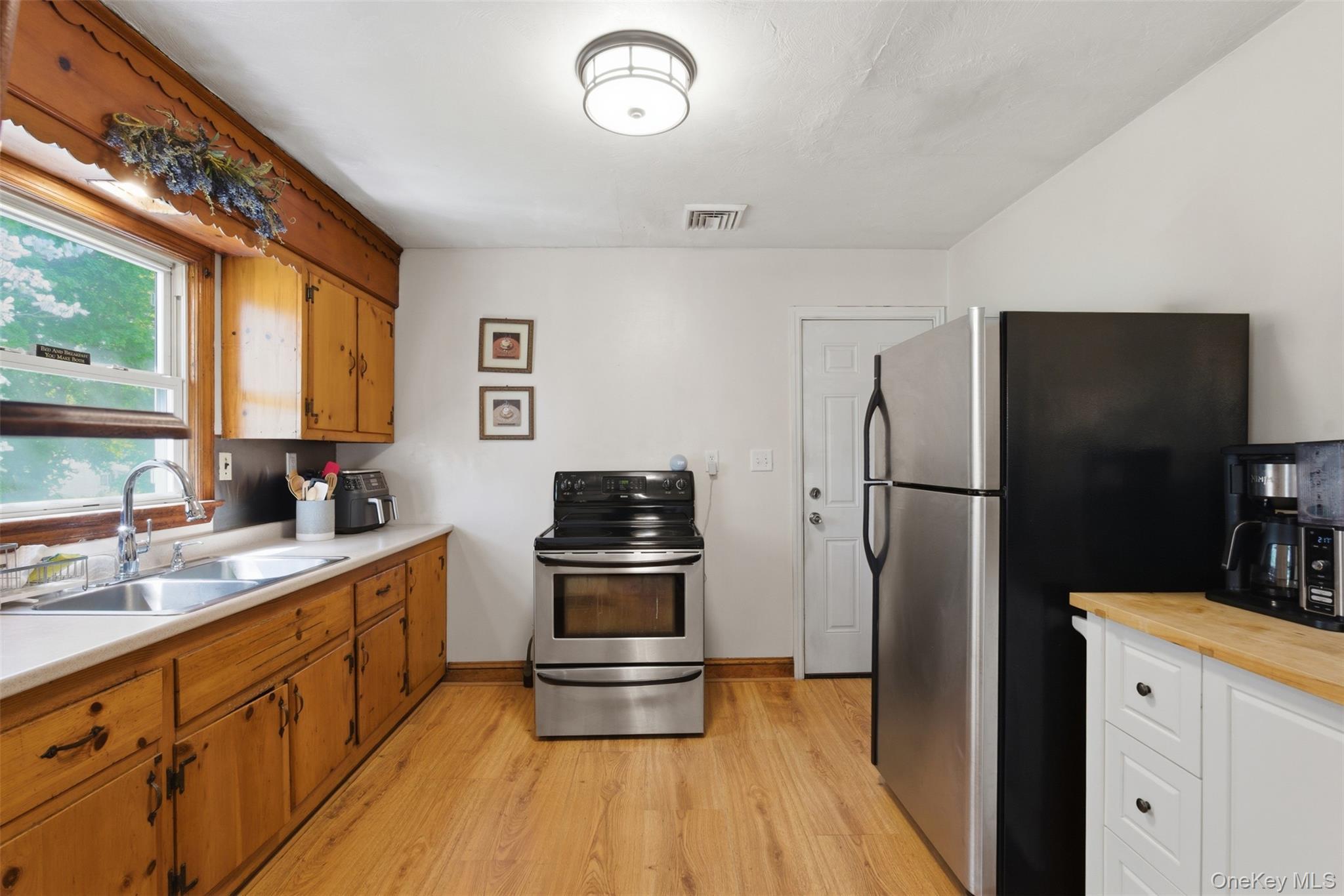 Single Family Stori Road Orange County, NY 12550, MLS-000082-14