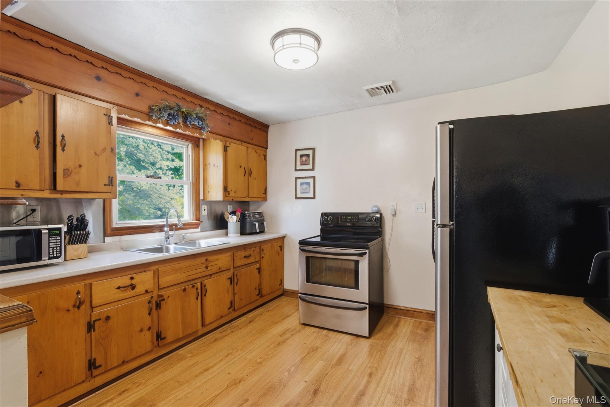 Single Family Stori Road Orange County, NY 12550, MLS-000082-15