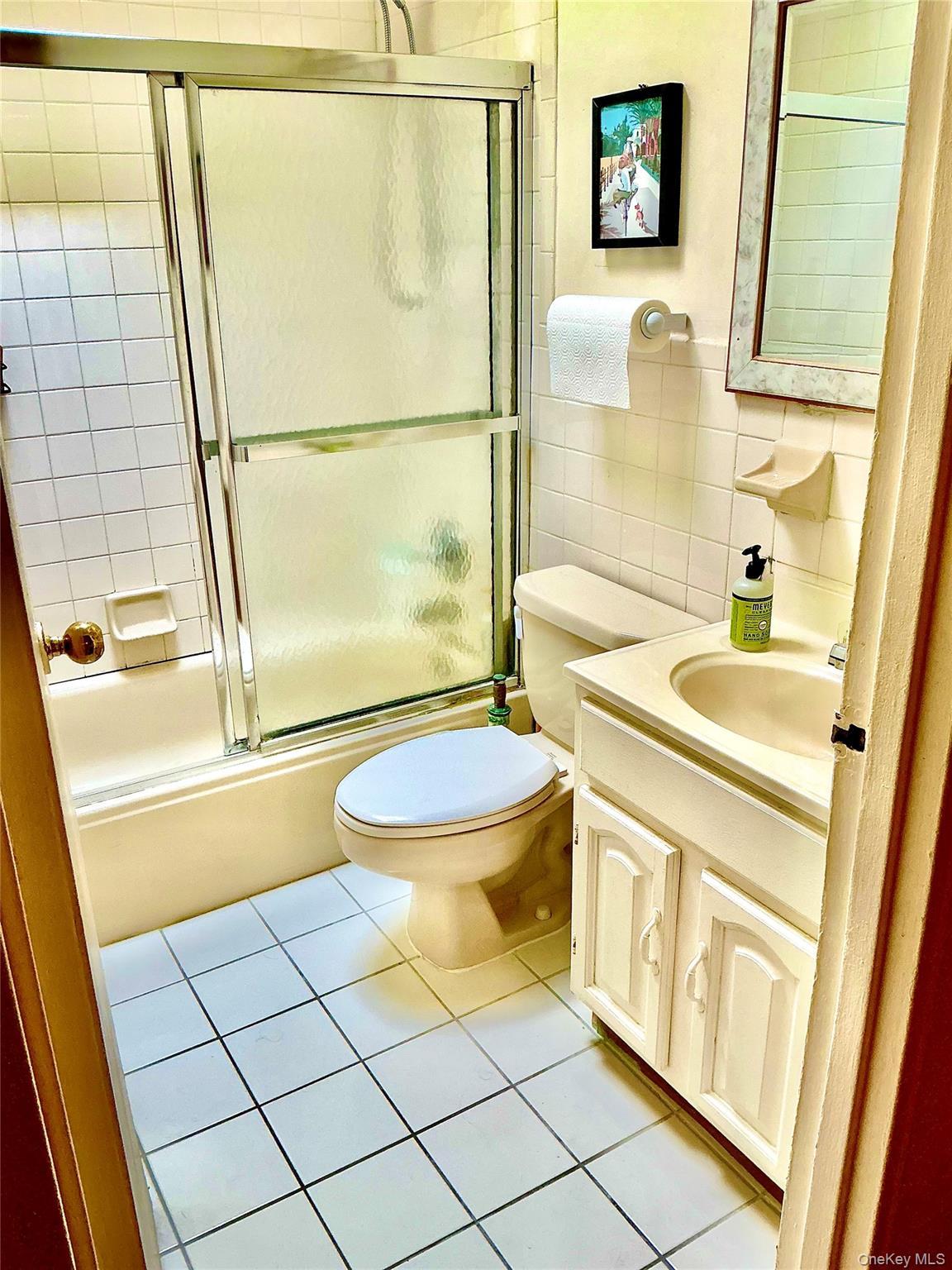 Single Family 48 Queens, NY 11364, MLS-000118-5