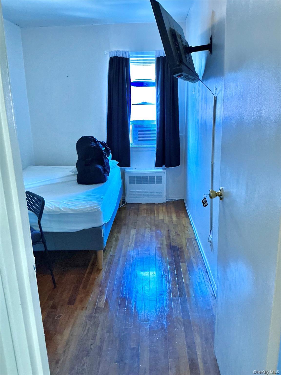 Single Family 48 Queens, NY 11364, MLS-000118-7