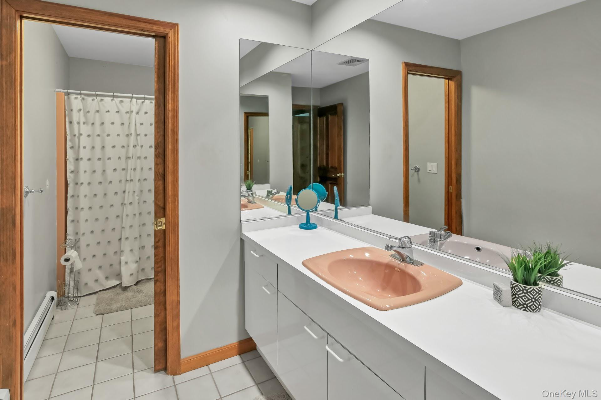 Single Family Oxford Road Orange County, NY 10918, MLS-000137-13