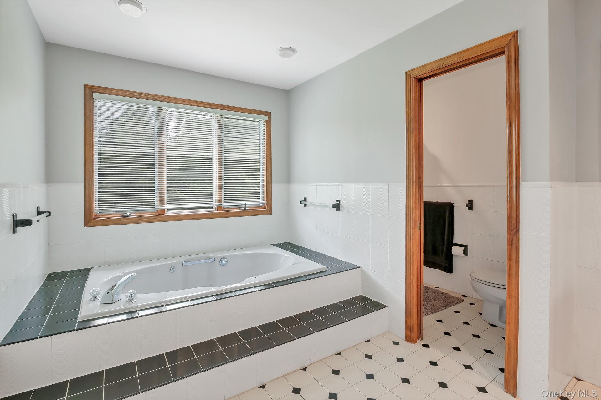Single Family Oxford Road Orange County, NY 10918, MLS-000137-16