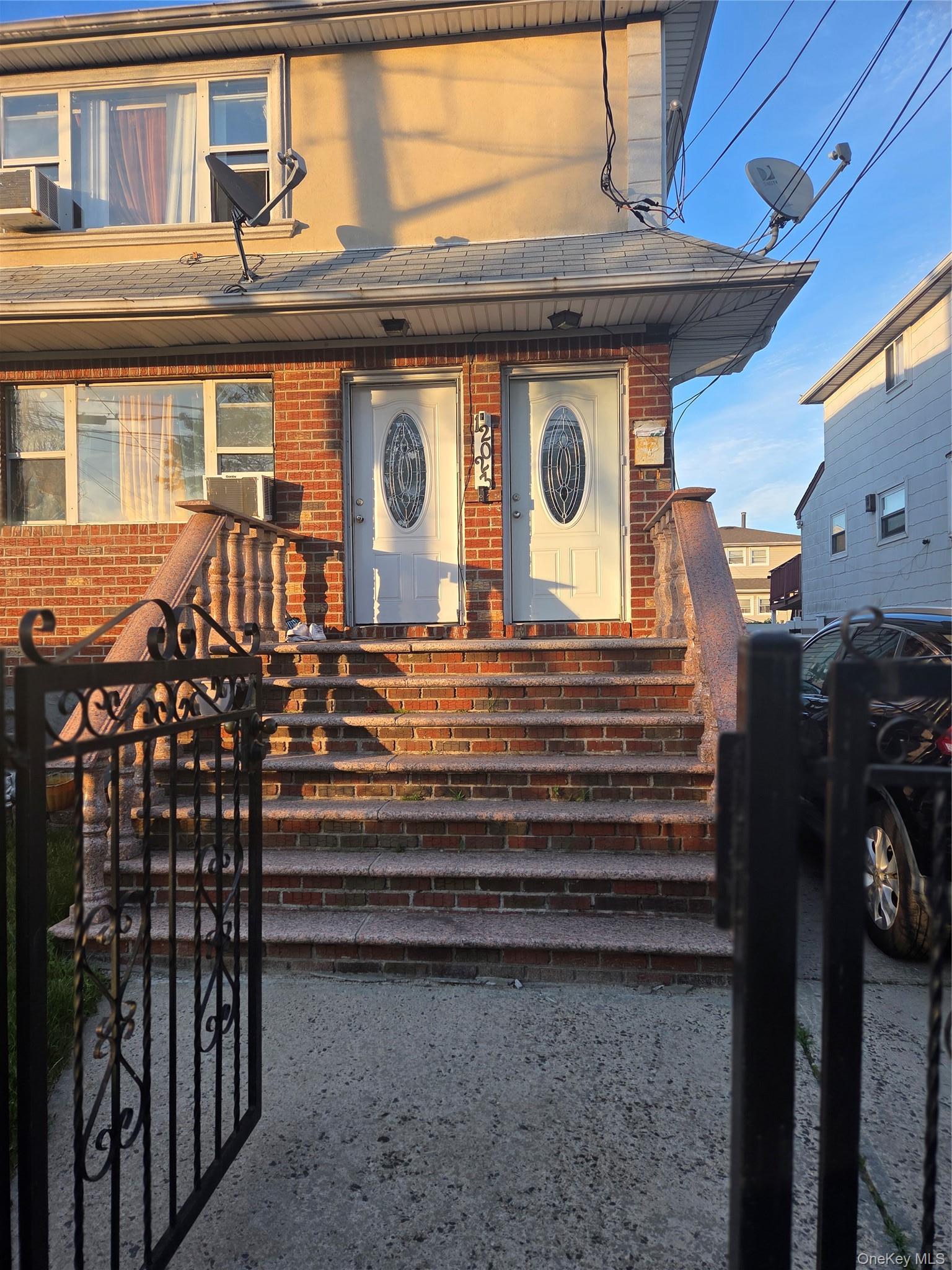 Single Family 164th Street Queens, NY 11434, MLS-000167-2