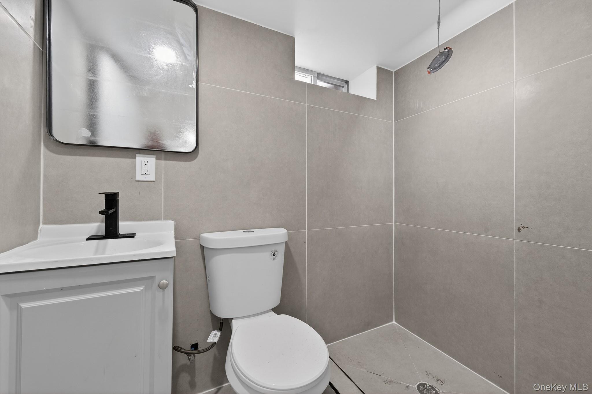 Single Family 200th Queens, NY 11412, MLS-000171-13