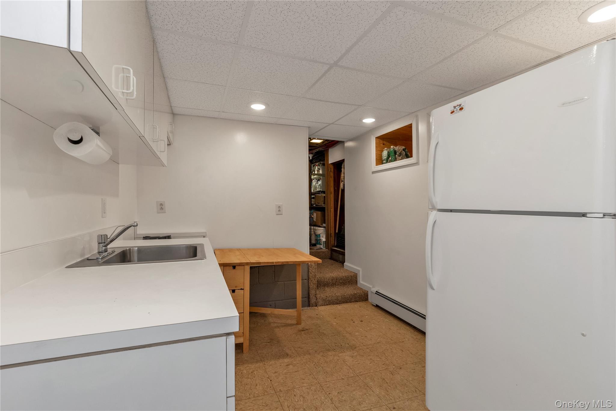 Single Family Union Avenue  Suffolk County, NY 11701, MLS-000173-27