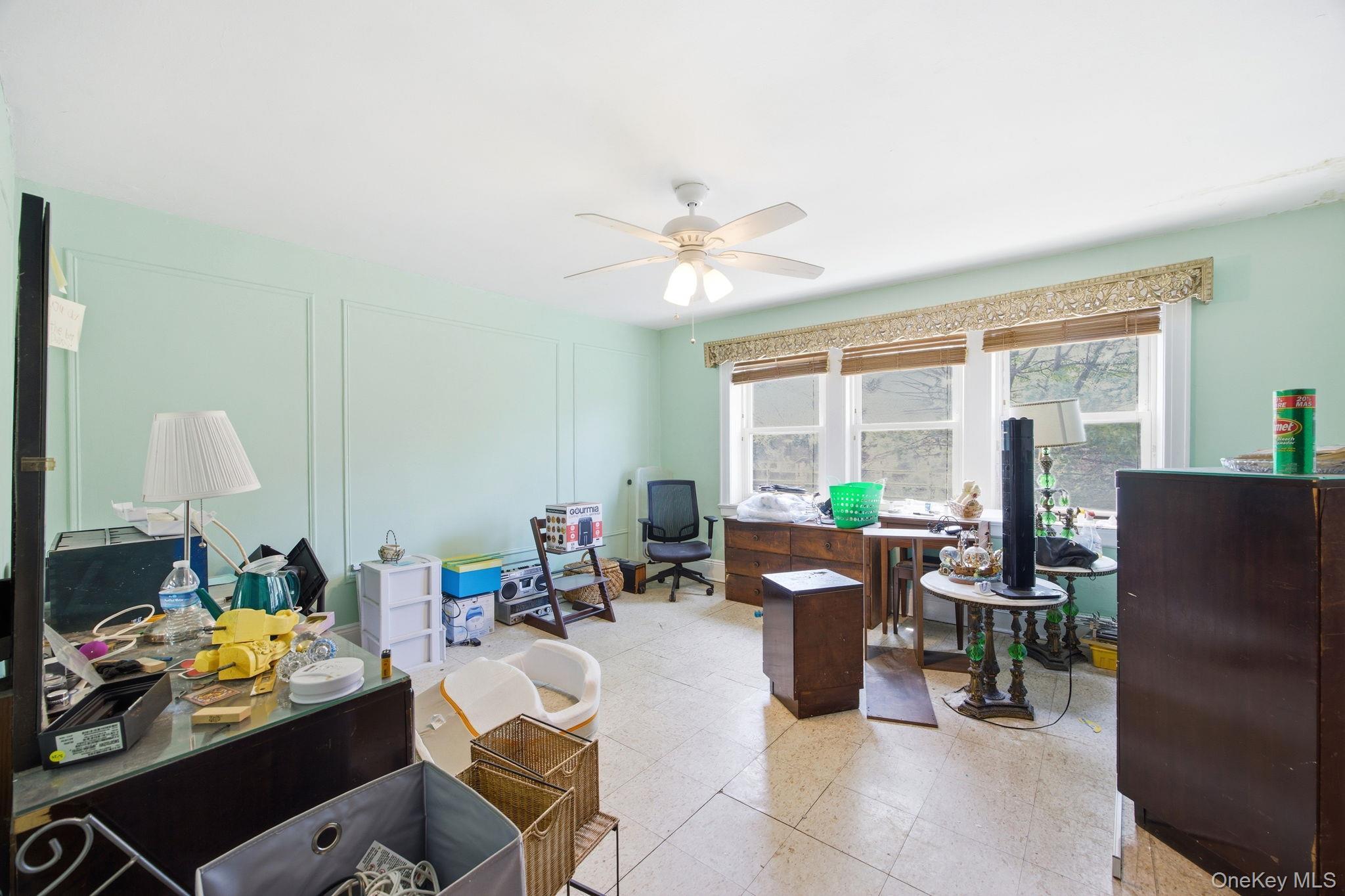 Single Family 33rd Avenue Queens, NY 11106, MLS-1000194-4