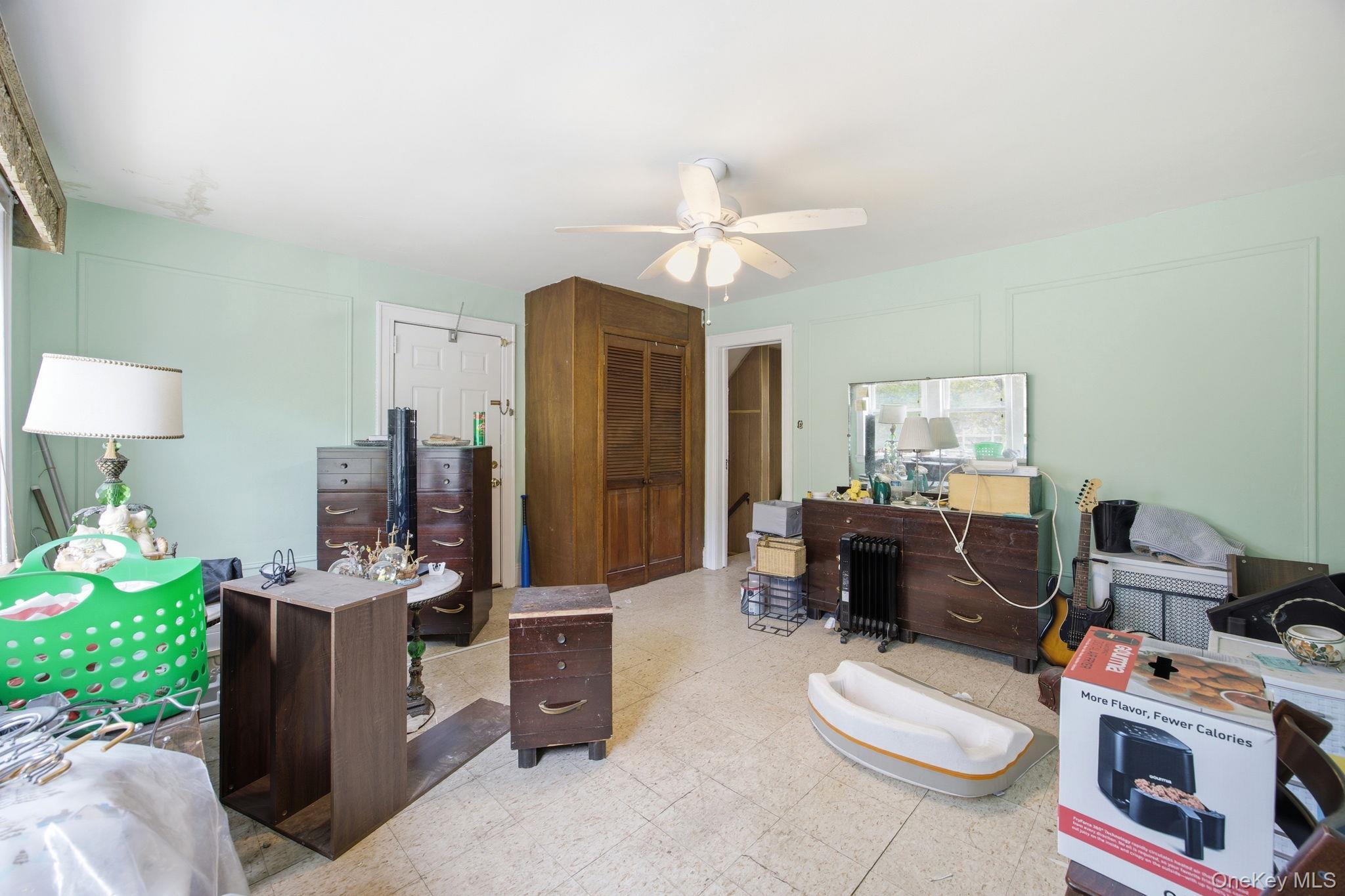 Single Family 33rd Avenue Queens, NY 11106, MLS-1000194-5