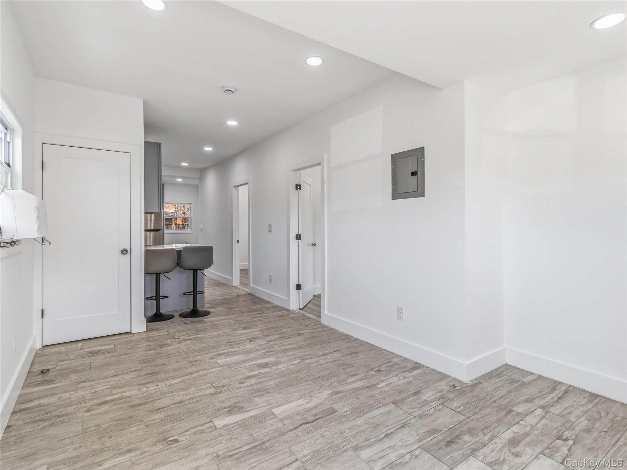 Single Family 48th Queens, NY 11105, MLS-1000215-10