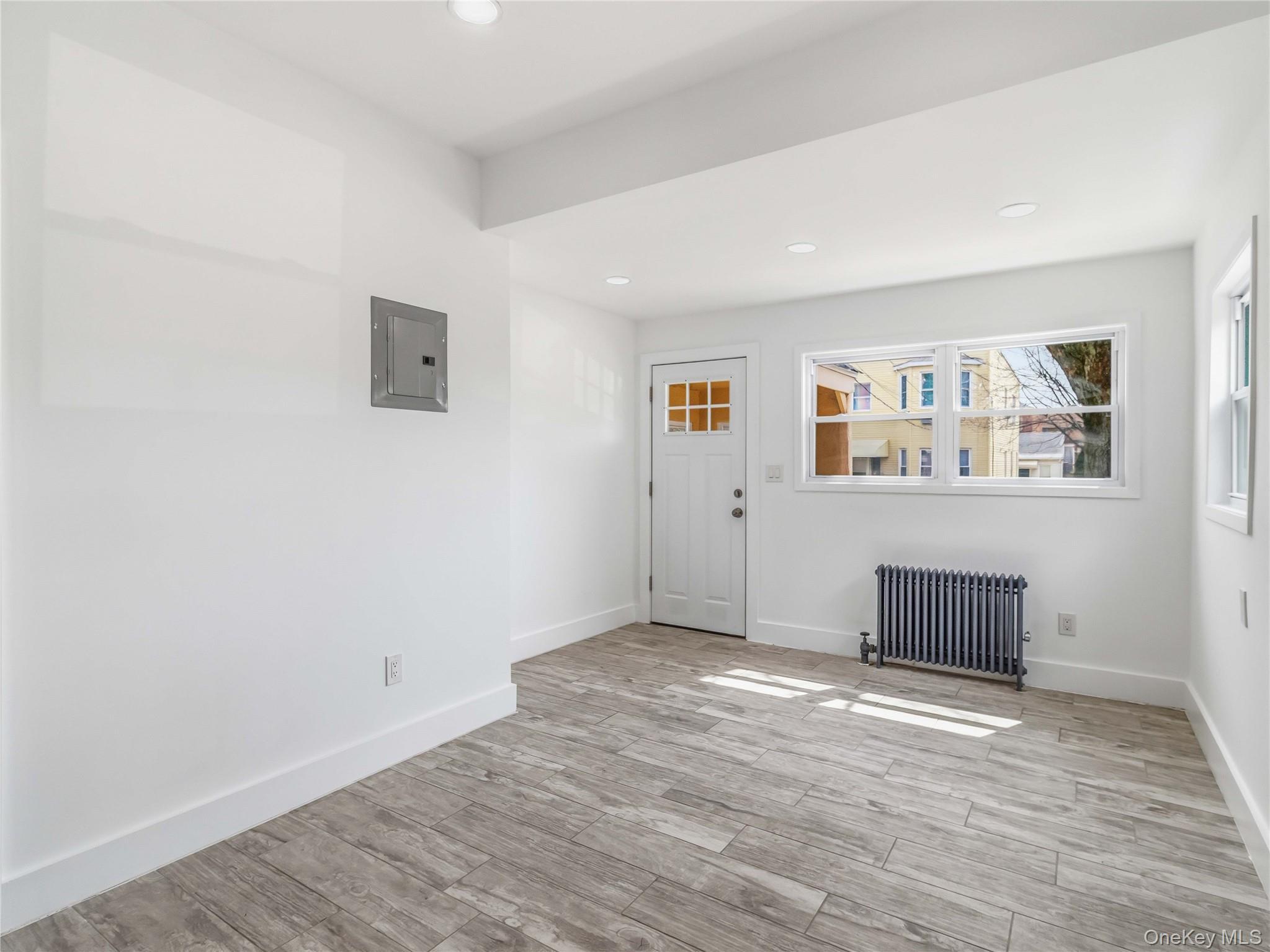 Single Family 48th Queens, NY 11105, MLS-1000215-12