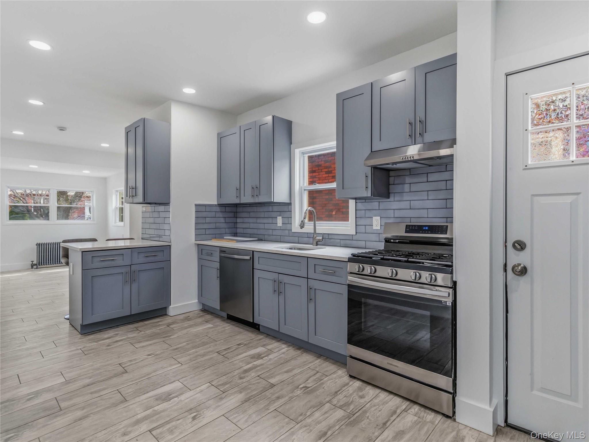 Single Family 48th Queens, NY 11105, MLS-1000215-5