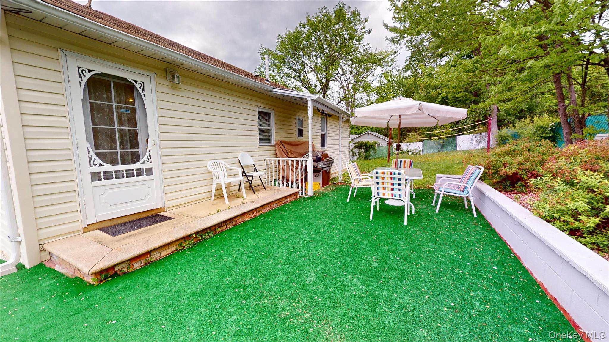 Single Family Crestwood Orange County, NY 10950, MLS-1000218-24