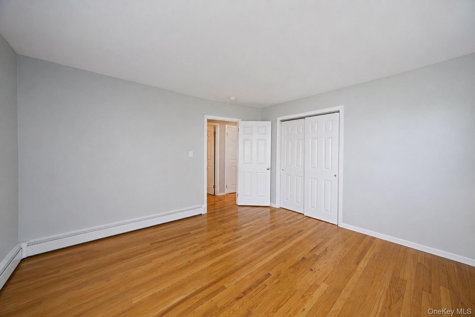 Single Family Crooked Hill Road Suffolk County, NY 11743, MLS-1000232-11