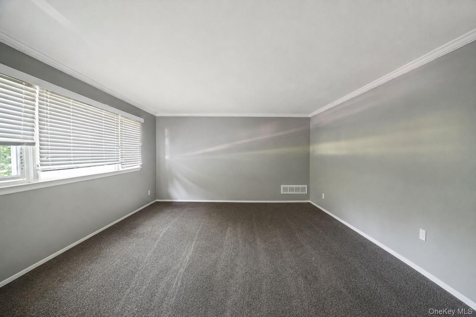 Single Family Crooked Hill Road Suffolk County, NY 11743, MLS-1000232-13
