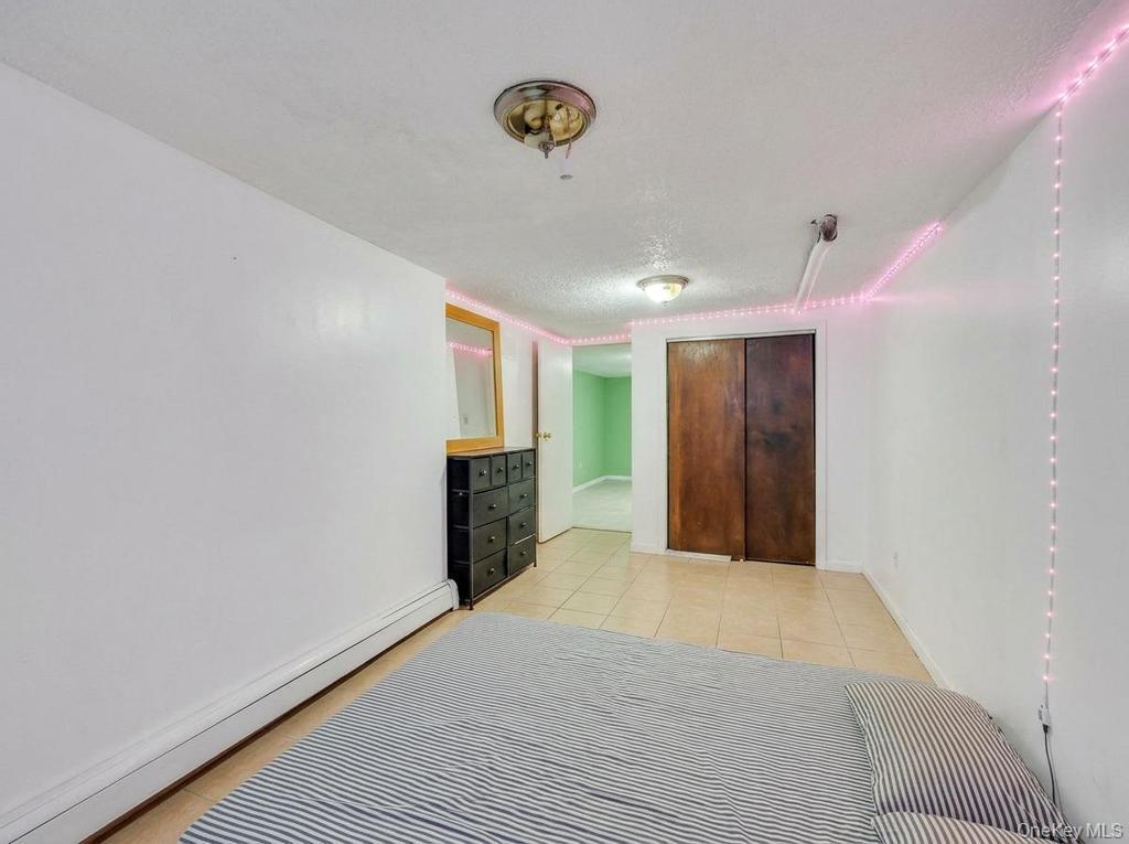 Single Family 84th  Brooklyn, NY 11236, MLS-1000270-25