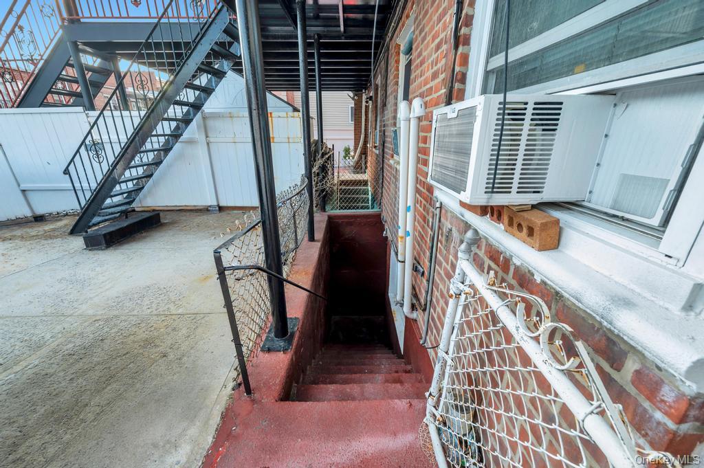 Single Family 84th  Brooklyn, NY 11236, MLS-1000270-36