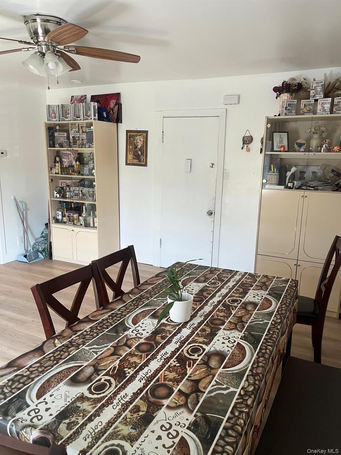 Single Family Saint Peters Bronx, NY 10461, MLS-1000291-5