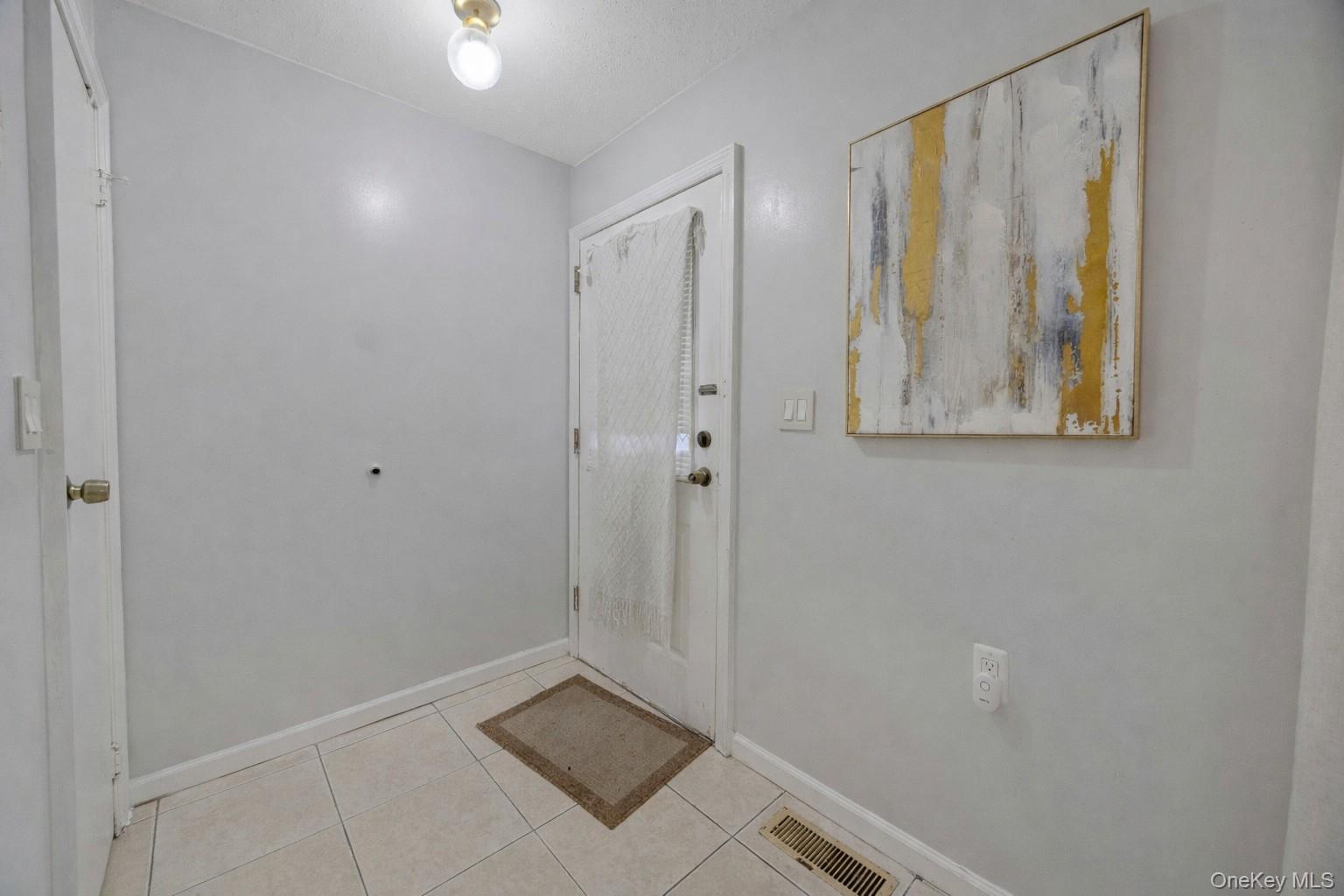 Condo Union Bronx, NY 10459, MLS-1000322-19