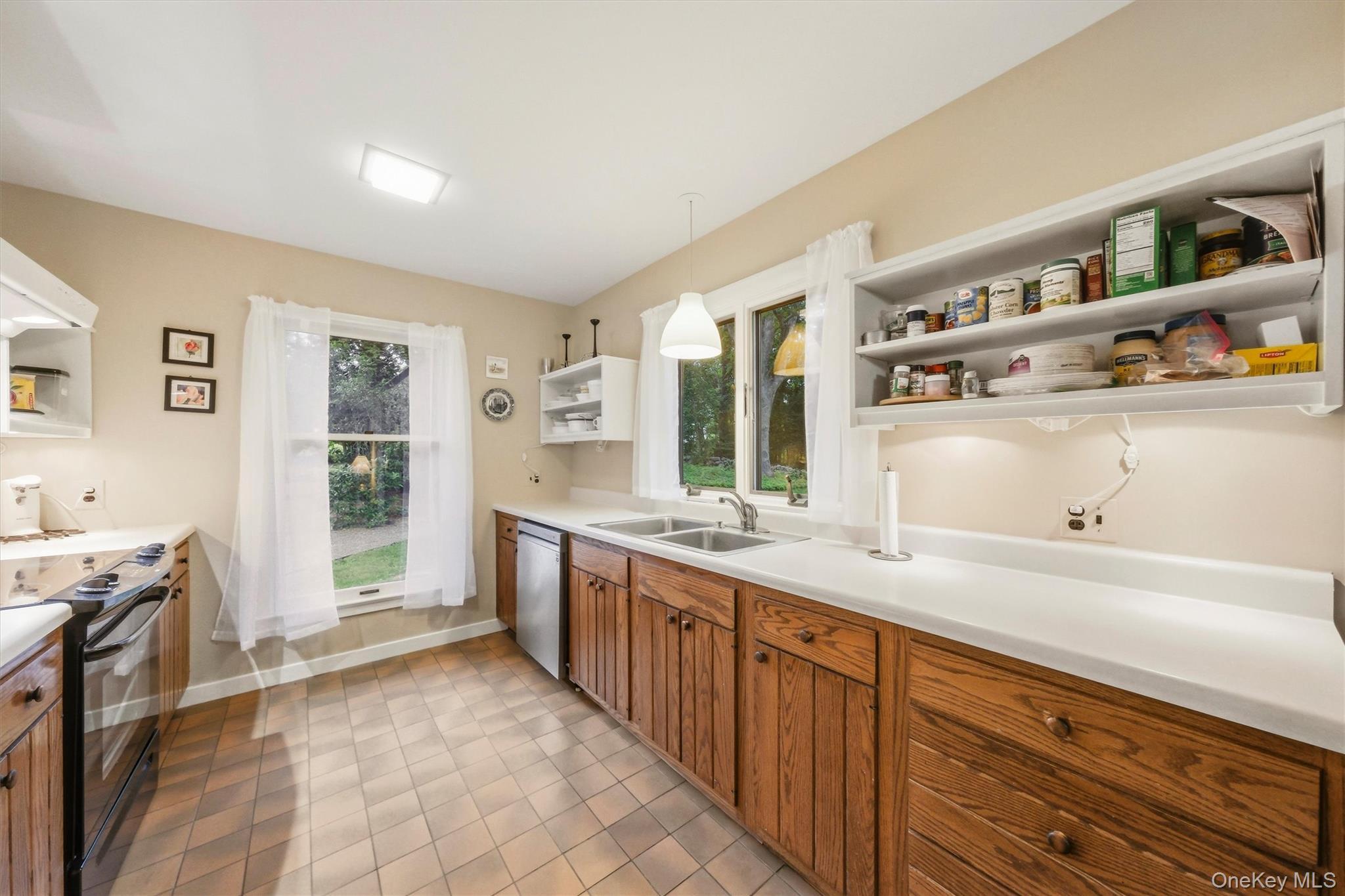 Single Family Route 118  Westchester County, NY 10598, MLS-1000328-11