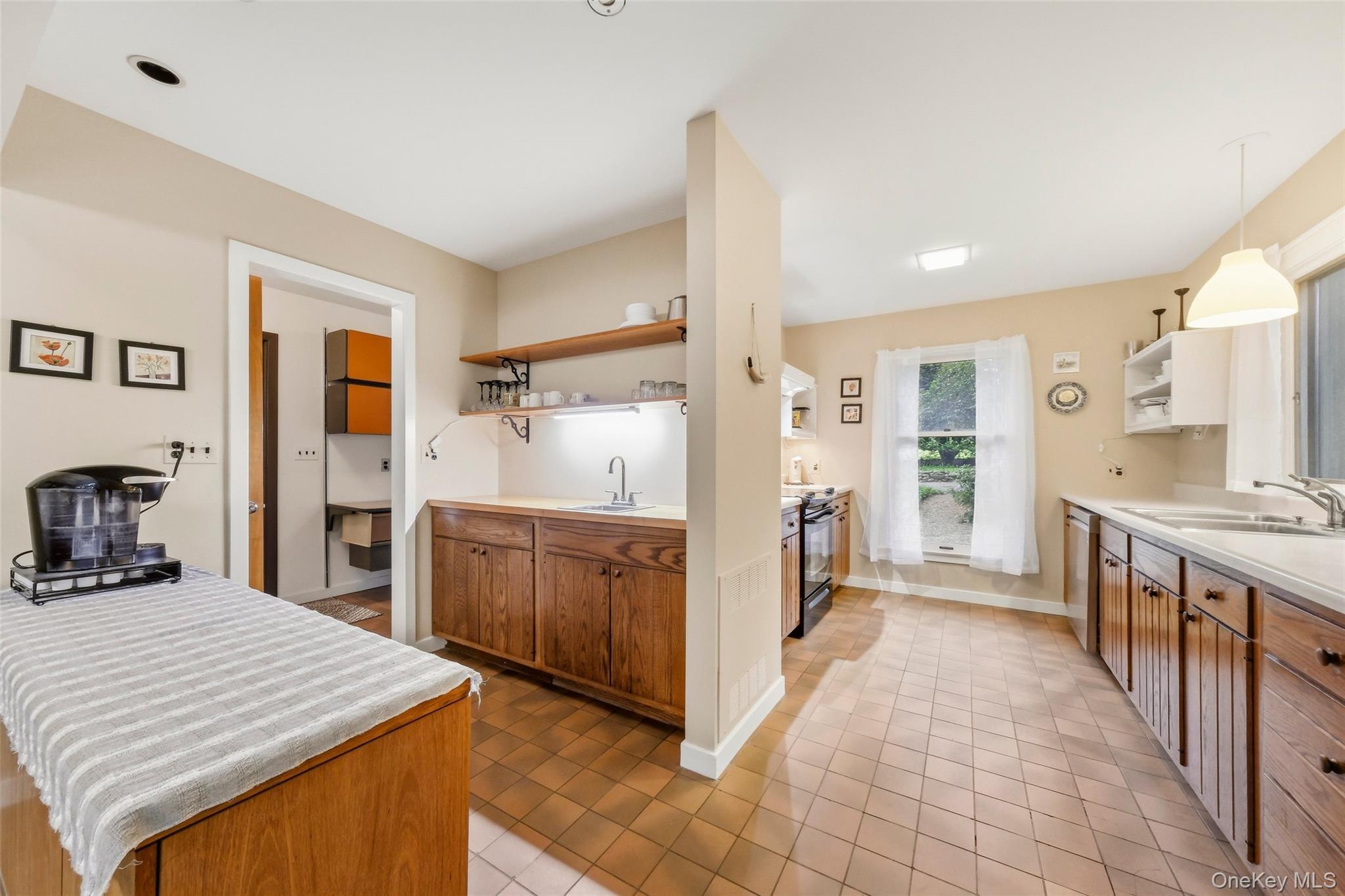 Single Family Route 118  Westchester County, NY 10598, MLS-1000328-14