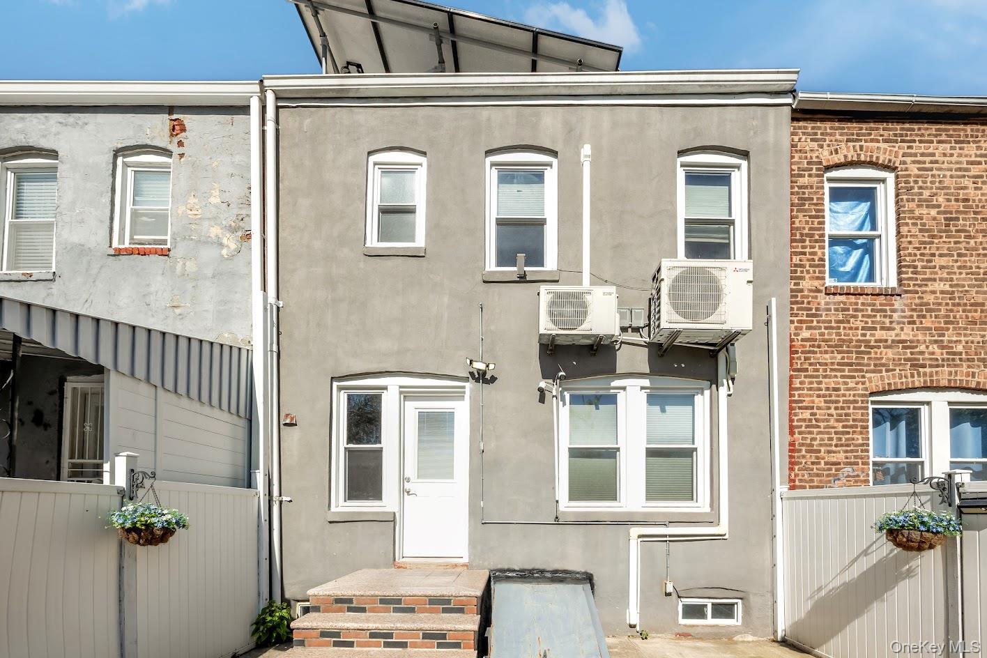 Single Family 198th  Queens, NY 11412, MLS-1000355-13