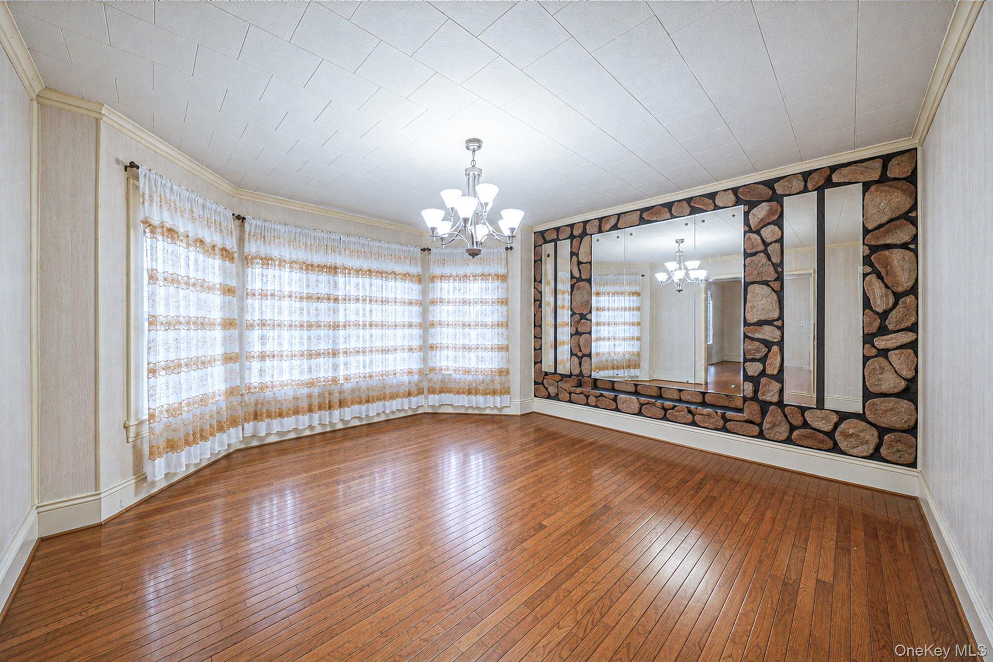 Single Family 139th Queens, NY 11413, MLS-1000381-18