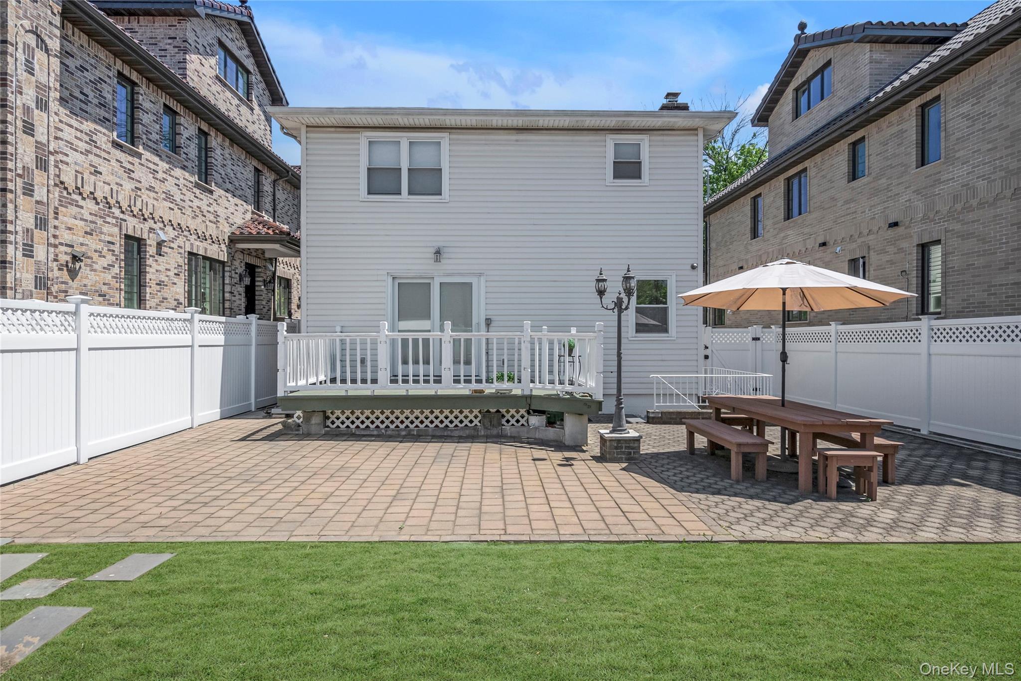 Single Family 150th Street Queens, NY 11357, MLS-1000391-18