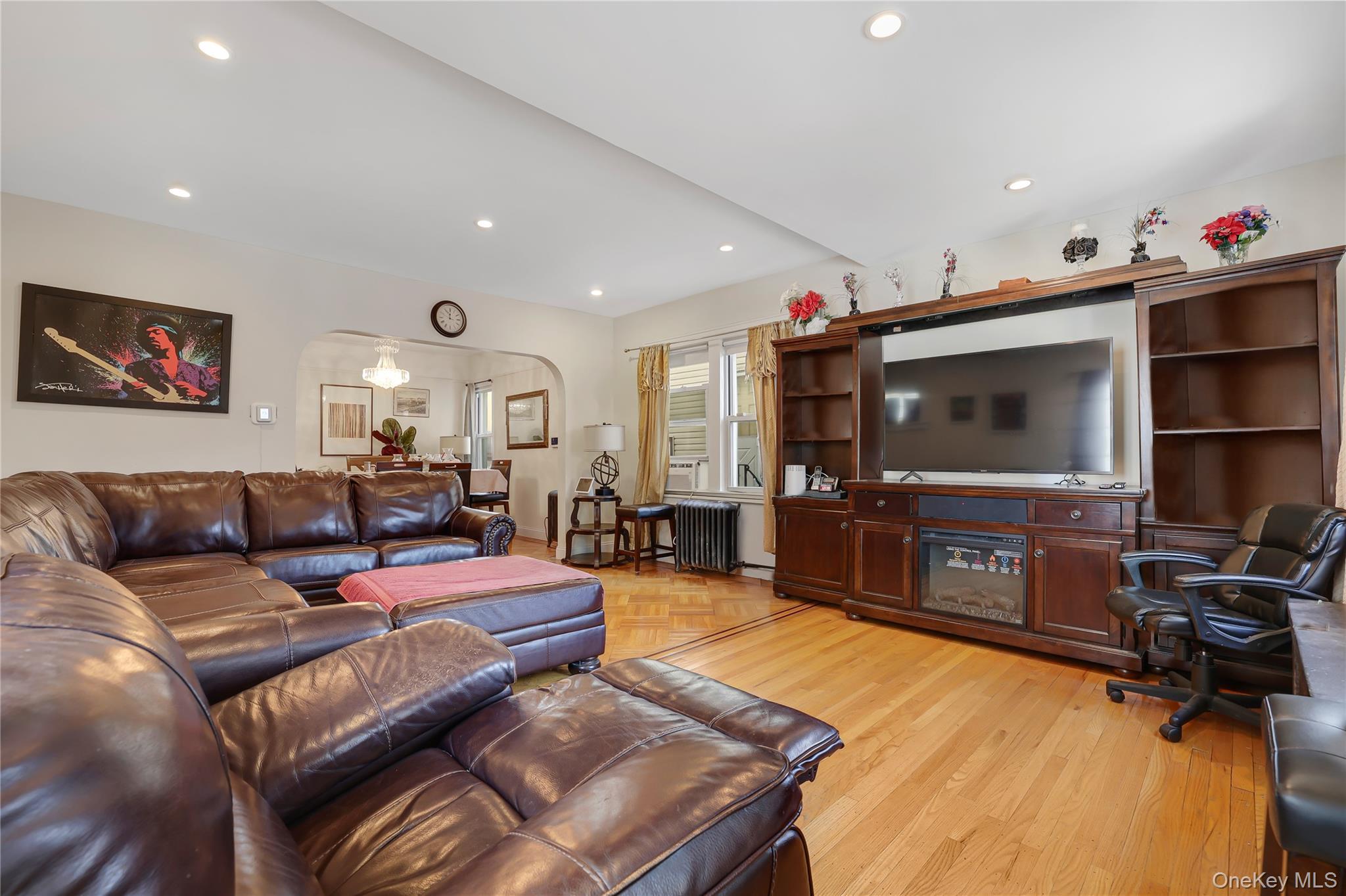 Single Family 106th Avenue Queens, NY 11429, MLS-1000397-2