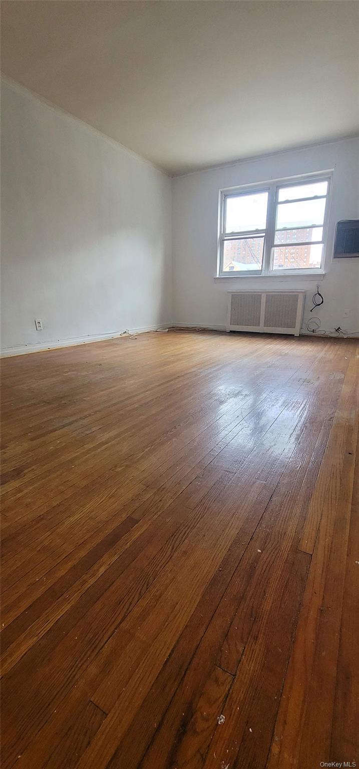 Single Family 62nd Drive  Queens, NY 11374, MLS-1000407-32