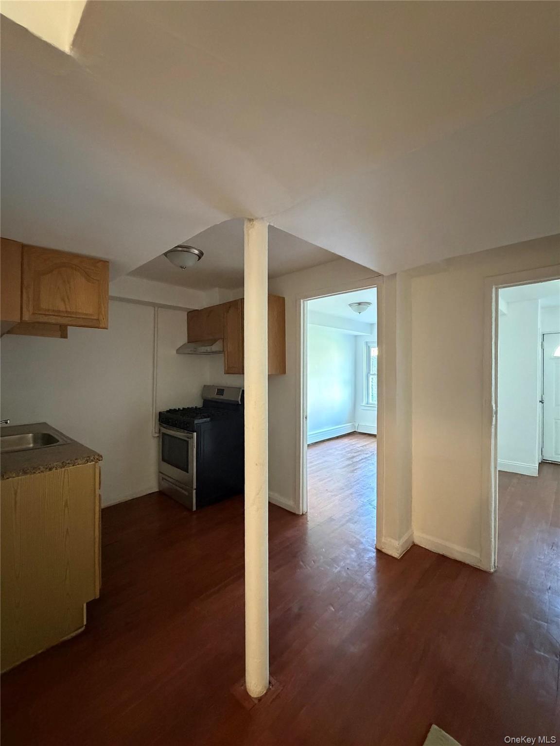 Single Family 62nd Drive  Queens, NY 11374, MLS-1000407-4