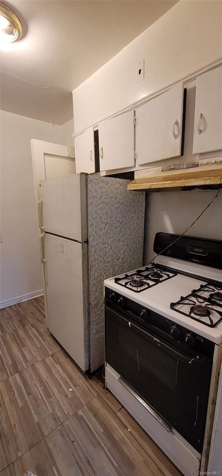 Single Family 62nd Drive  Queens, NY 11374, MLS-1000407-46