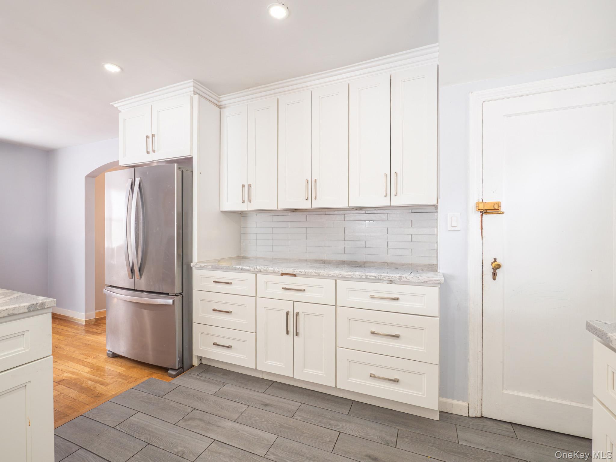 Single Family 180th Street Queens, NY 11366, MLS-1000409-13