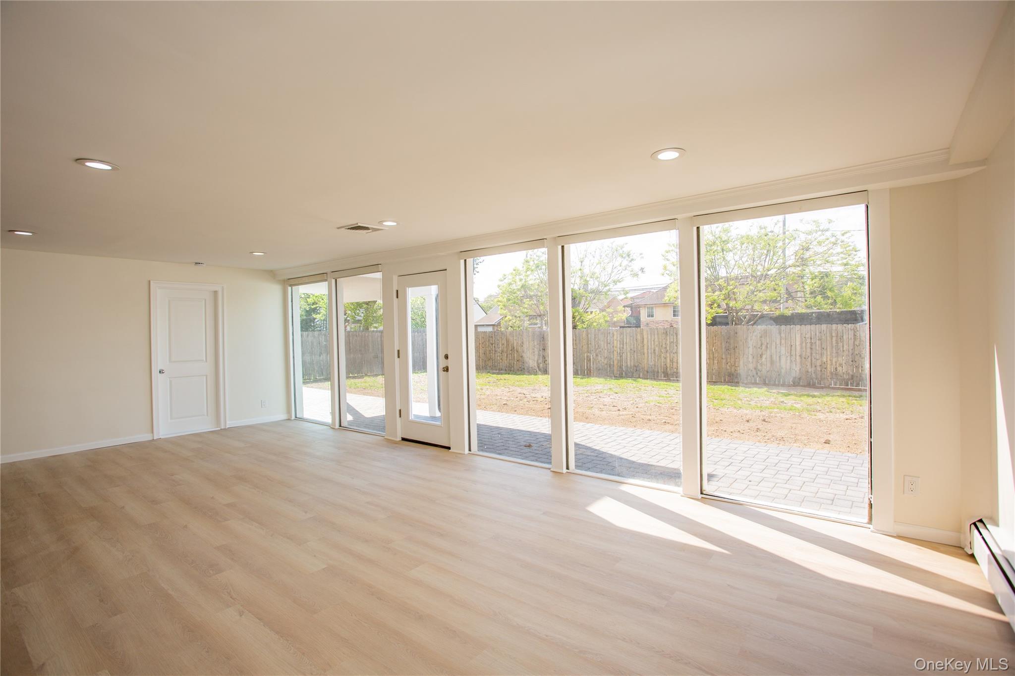 Single Family Westwood Road Nassau County, NY 11598, MLS-1000413-27