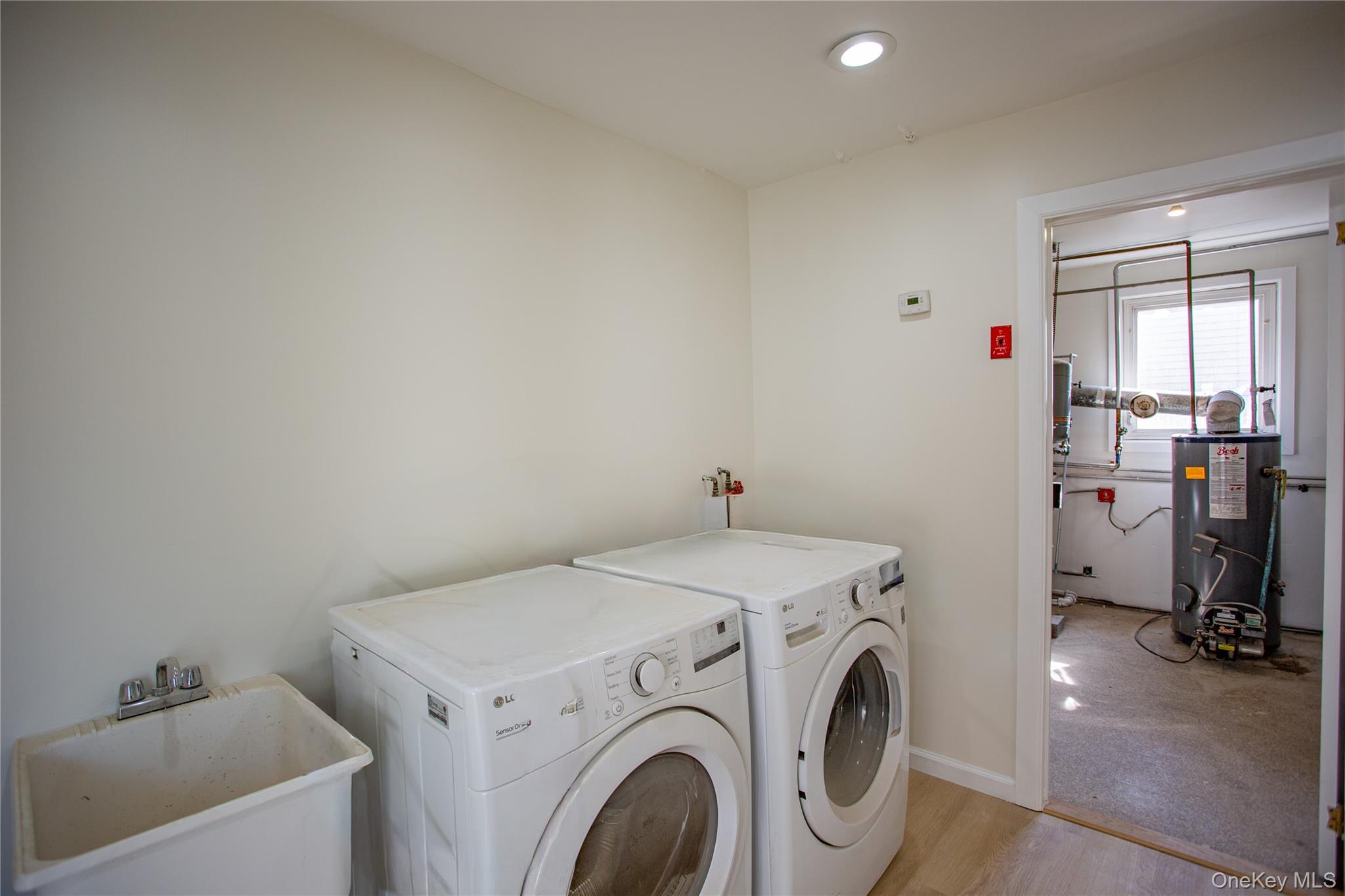 Single Family Westwood Road Nassau County, NY 11598, MLS-1000413-33